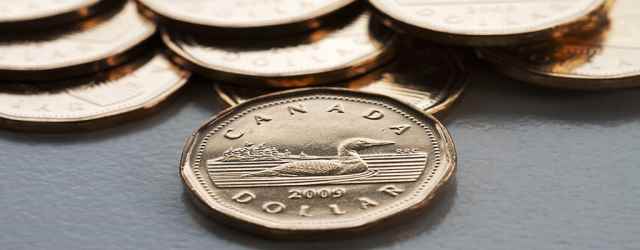 Gold Miners Lift TSX At Open...
