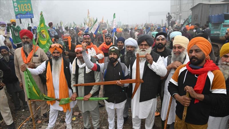 Delhi Chalo Farmers Protest Heavy Traffic At Delhi Gurugram Border