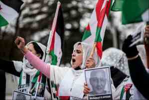 Moroccan Protesters Denounce 'Massacres' In Gaza...