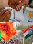 Indian Cricketer Ravindra Jadeja And Wife Rivab Cast Votes In Jamnagar, G...