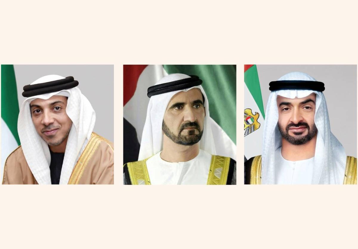 رئيس الدولة ونائباه يهنئون خادم الحرمين الشريفين وولي عهده بذكرى اليوم...