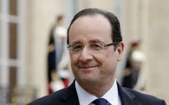 France's Hollande heads off on sales trip to China
