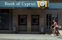 Cyprus unveils roadmap to lift capital controls