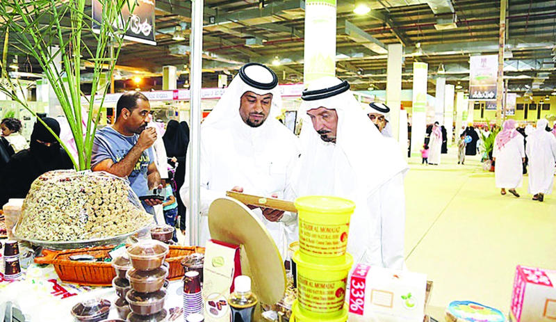 Al Ahsa date factories need Saudi workers Al Ahsa date factories need Saudi workers