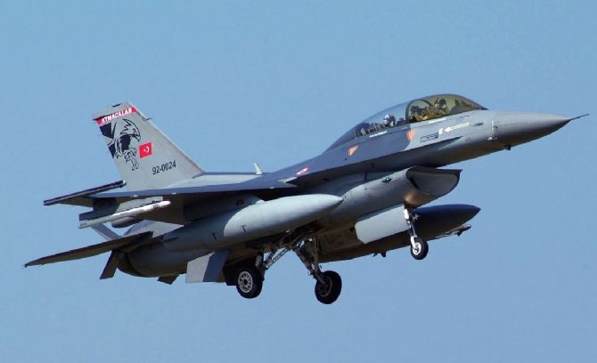 Turkey- Turkish jets bomb PKK targets in northern Iraq Turkey- Turkish jets bomb PKK targets in northern Iraq