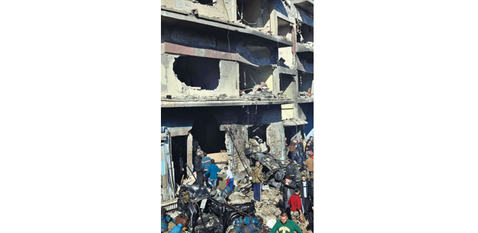 Car bombing kills 16 near Homs hospital