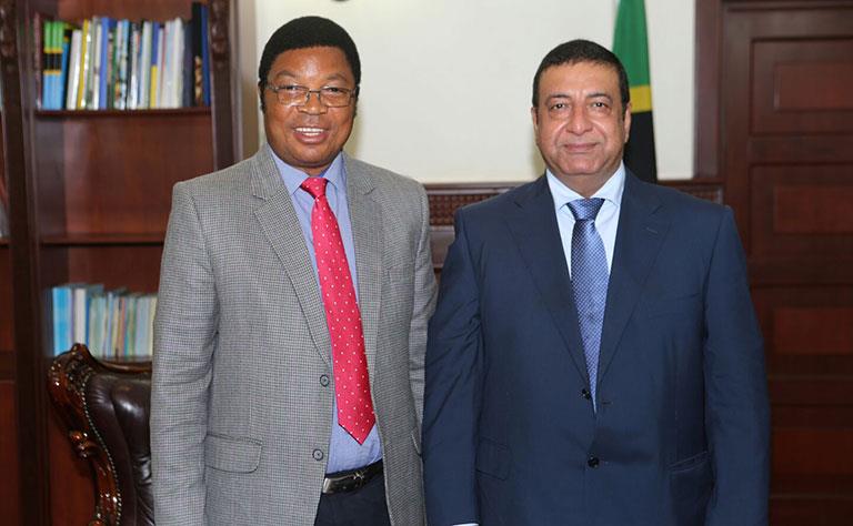Tanzanian PM Meets Qatar's Ambassador
