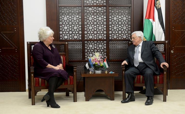 Qatar- Abbas Estonia's FM Discuss Palestinian Israeli Political Process