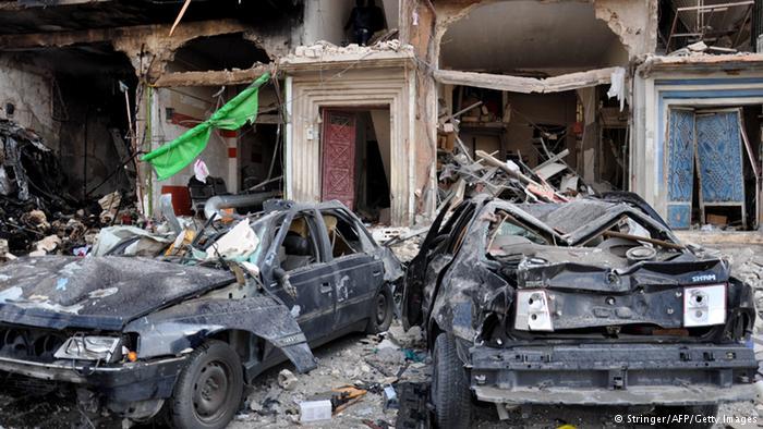 Twin car bombs in Syria kill nearly 50 in regime neighbourhood in Homs