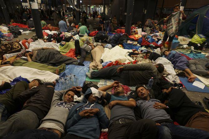 Turkey- Turkish PM warns of new wave of refugees from Syria Turkey- Turkish PM warns of new wave of refugees from Syria