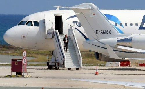 Hijacker of EgyptAir flight arrested as Cyprus airport drama ends