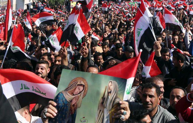 Shi'ite cleric's backers rally again in Baghdad demand reforms