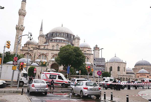 Amir condoles Turkey on Istanbul terror attack Amir condoles Turkey on Istanbul terror attack