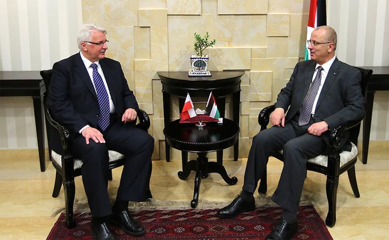 Qatar- Palestinian Premier Meets Polish Foreign Minister