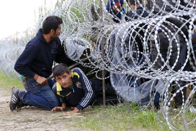 Turkey 'in process' to give Syrians citizenship Turkey 'in process' to give Syrians citizenship
