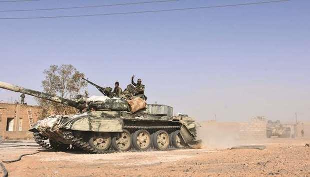 Army battles to secure corridor into Deir Ezzor