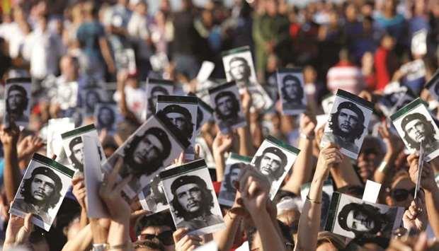Cubans pay tribute to 'Che' on 50th anniversary