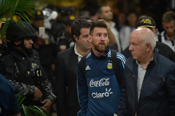 Pressure on Messi as Argentina seek World Cup berth
