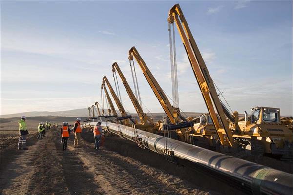 European Commission urges EIB to support Azerbaijani gas pipeline project