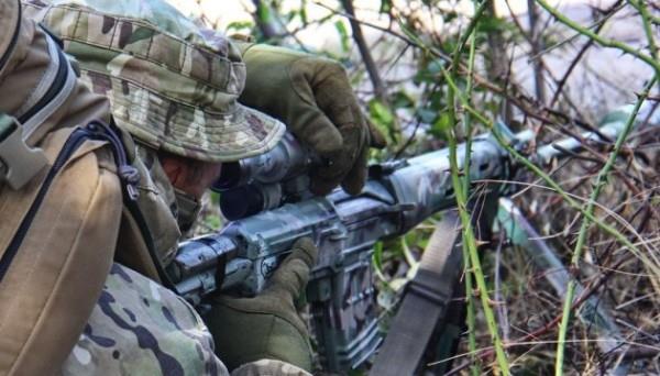 Two Ukrainian soldiers wounded in Donbas over past day Lysenko