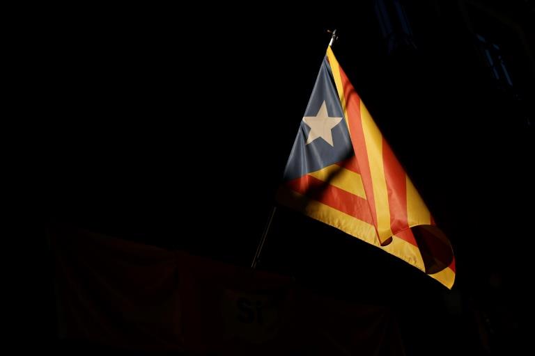 Madrid stocks sink as Catalan crisis resurfaces