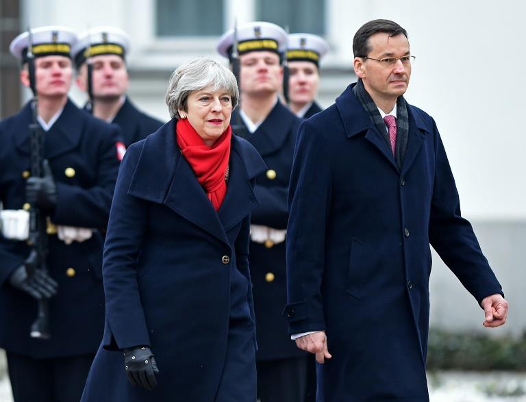 Britain, Poland sign defence treaty ahead of Brexit