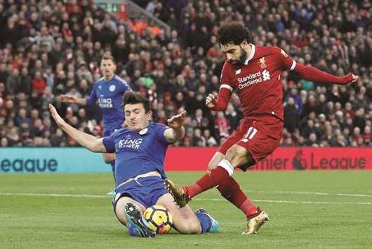 Salah fires Liverpool to victory, Chelsea close gap at top