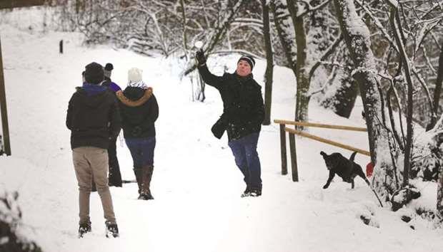 Winter weather wreaks fresh travel havoc