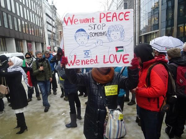 Protestors in Brussels say Netanyahu not welcome