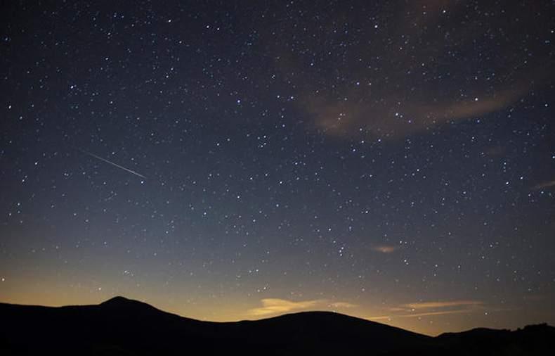 Magnificent Geminid meteor shower in Dubai this month