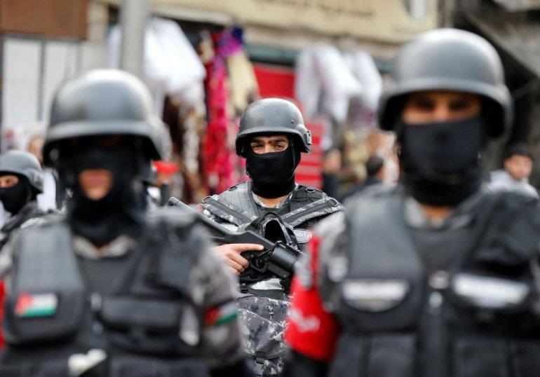Jordan arrests 17 suspected of plotting attacks