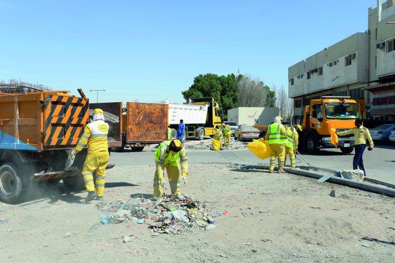 Qatar- Municipalities gear up to enforce public hygiene law