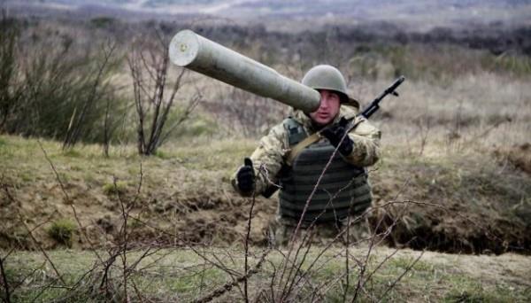 Militants launched three attacks on Ukrainian troops in Donbas in last day