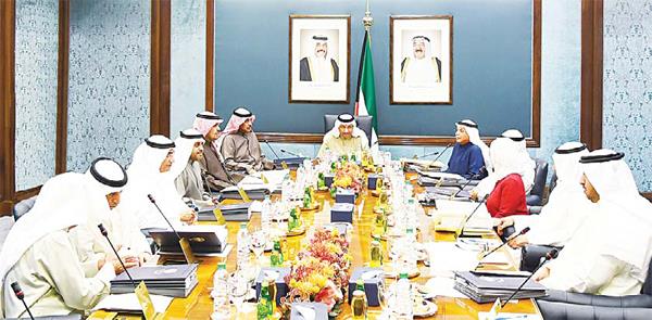 Kuwait- FM briefs Cabinet on results of his US visit, meeting with Abbas