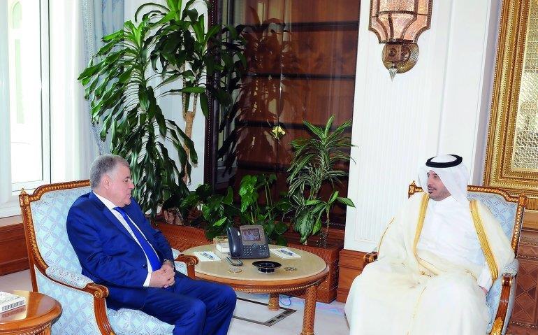 Qatar- PM reviews ties with Algerian Minister