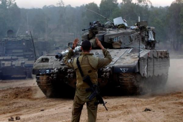 Occupation Troops Push Deep into Gaza Besieged Enclave