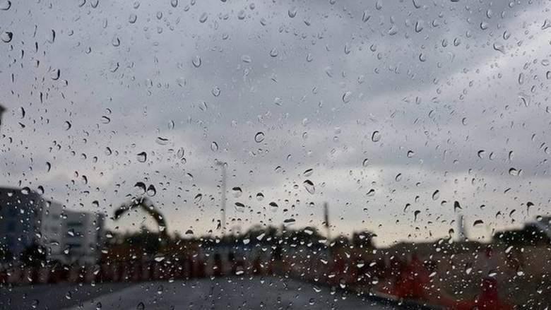 Video: It's raining in parts of UAE. Cloudy weekend ahead?