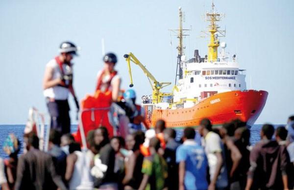 Spain offers to take in stranded migrant ship