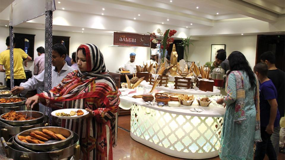 Enjoy live cooking, culinary delight at Hotel Sarina this Ramadan