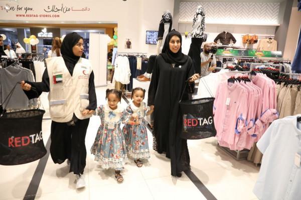 UAE- MOCD organises Eid clothes shopping trip for children 
