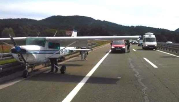 Qatar- Airplane makes emergency landing on Croatian highway