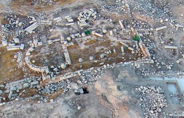Scholars study settlement in Jerash in Mile Islamic period