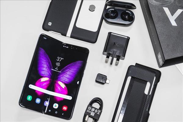 Galaxy Fold sold out in just 3 days in UAE
