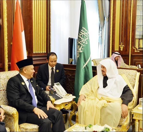 Saudi- Speaker of Shura Council Receives Speaker of People's Consultative Assembly of Indonesia