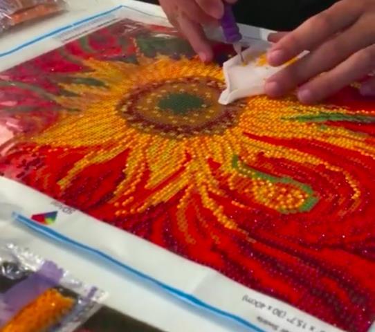 Diamond painting kit company helping to boost American econo