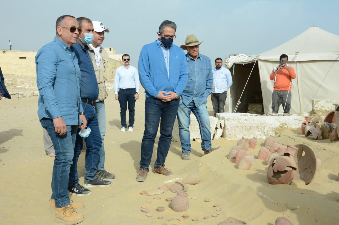 Egypt's antiquities officials inspect Saqqara Necropolis, with new discovery expected in 2021