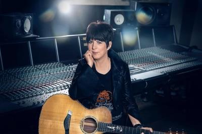 Diane Warren On Roping In Singers For Her Album It Was Like Casting In A Film Menafn Com