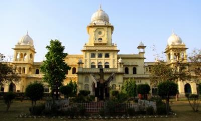 Lucknow University students form blood donors' group - Vimarsana News