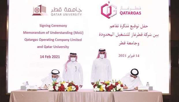 Qatargas, Qatar University sign MoU for collaboration in research, consultancy and knowledge transfer - Vimarsana News