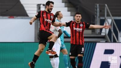 Frankfurt upset Bundesliga leaders Bayern - Vimarsana News
